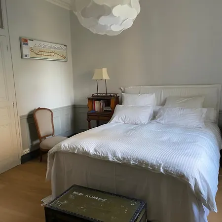 Bed & Breakfast Chateau De Vaugelas - Domaine Pres De Valence