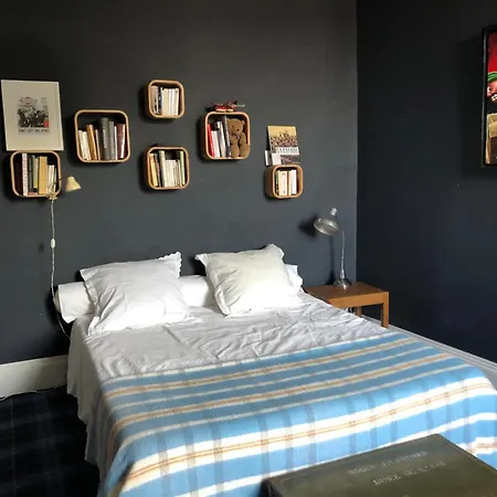 Chateau De Vaugelas - Domaine Pres De Valence Bed & Breakfast Alixan